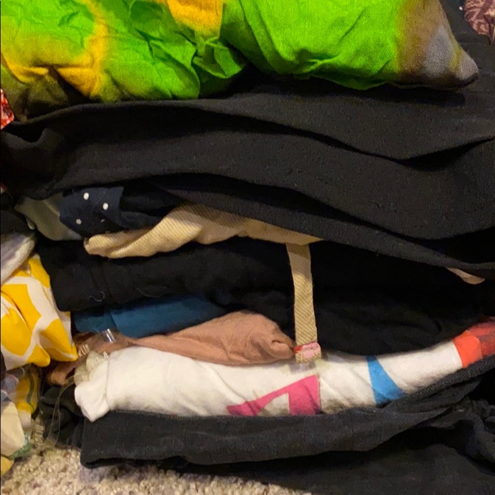 Mystery 5# box Junior sized clothing 10-15 items - Picture 3 of 8